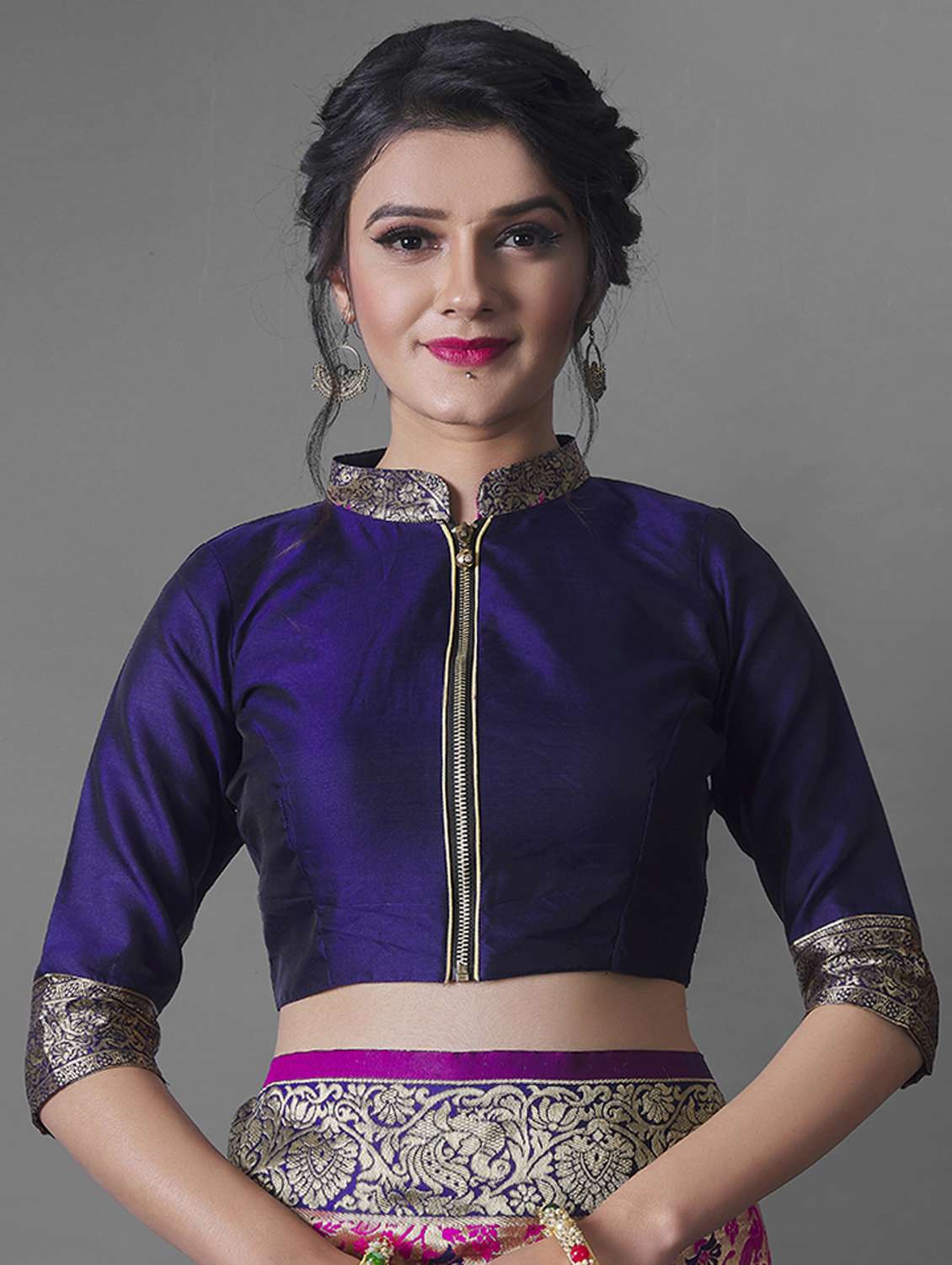 women's self design pink colored saree - 19109889 - Standard Image - 3