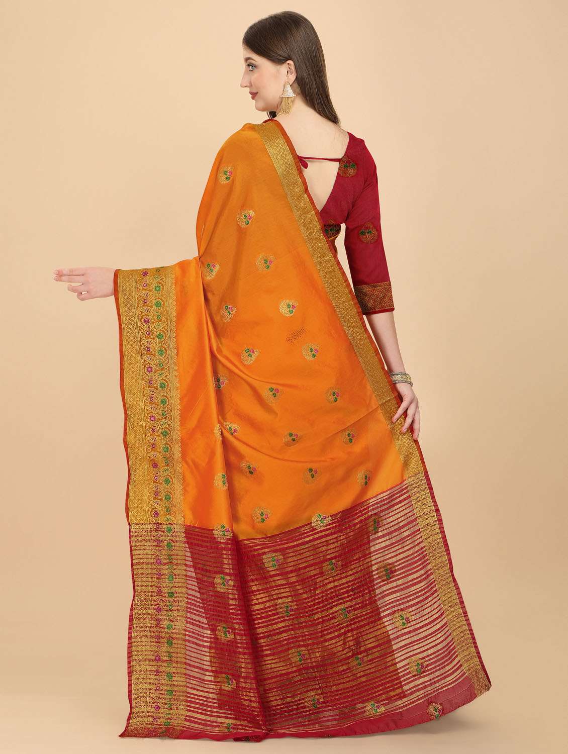 orange self design woven saree with blouse - 19110168 - Standard Image - 3