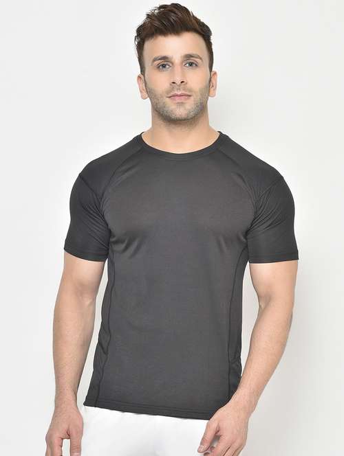 men round neck solid t-shirt - 19111960 - Standard Image - 0
