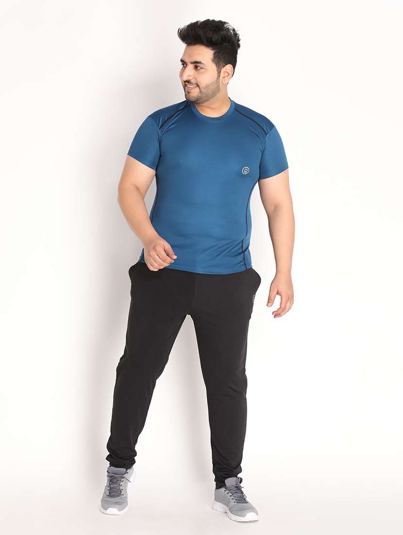 round neck solid t-shirt - 19112305 - Standard Image - 3