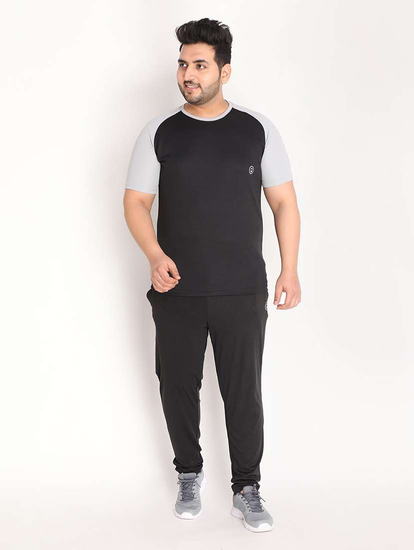 black color blocked t-shirt - 19112320 - Standard Image - 3