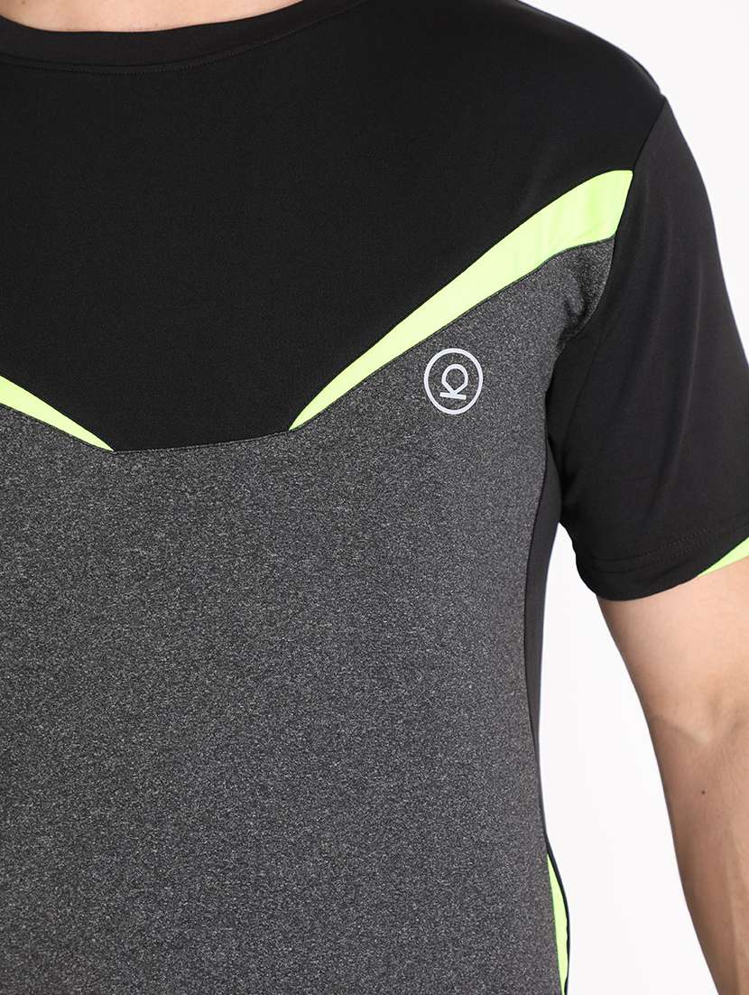 round neck solid t-shirt - 19112610 - Standard Image - 3