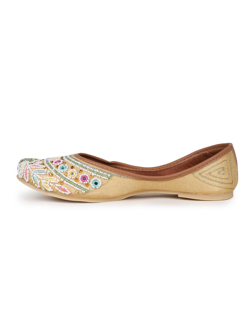 embellished jutis & mojaris - 19117288 - Standard Image - 3