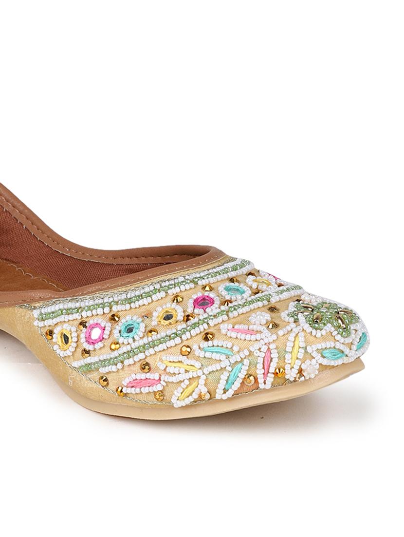 embellished jutis & mojaris - 19117288 - Standard Image - 5