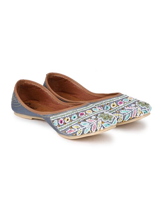 embellished jutis & mojaris - 19117290 -  Standard Image - 0