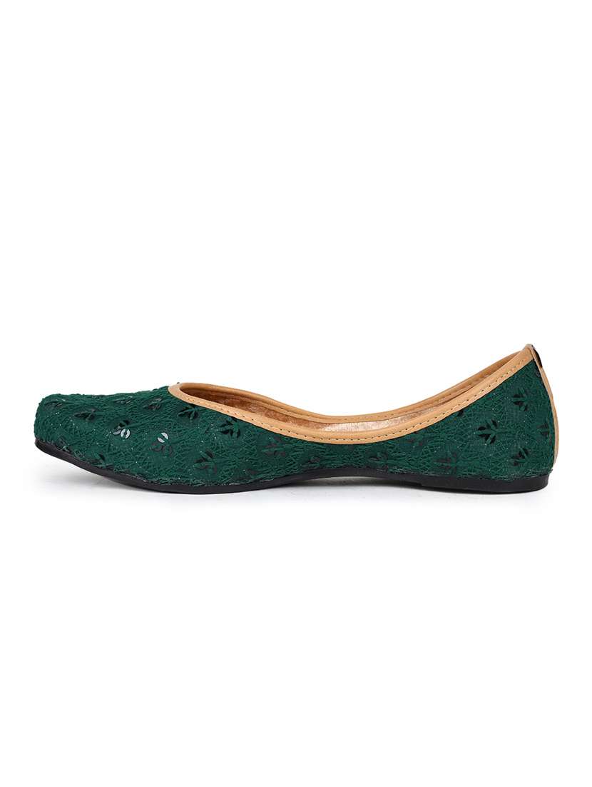 women embroided slip on mojari - 19117322 -  Standard Image - 3