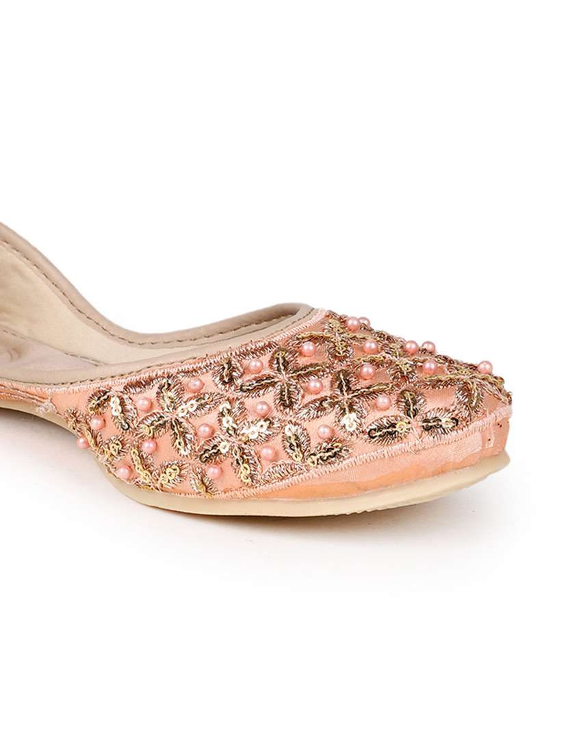 embellished jutis & mojaris - 19117362 - Standard Image - 5