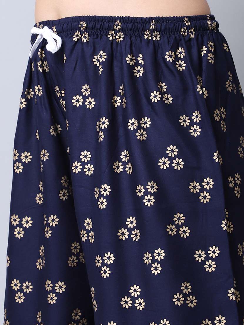 navy blue floral print flared palazzo - 19125907 - Standard Image - 5