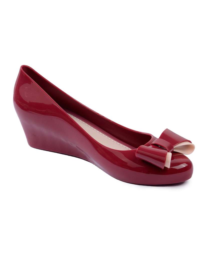 women solid slip on pump - 19129847 -  Zoom Image - 0