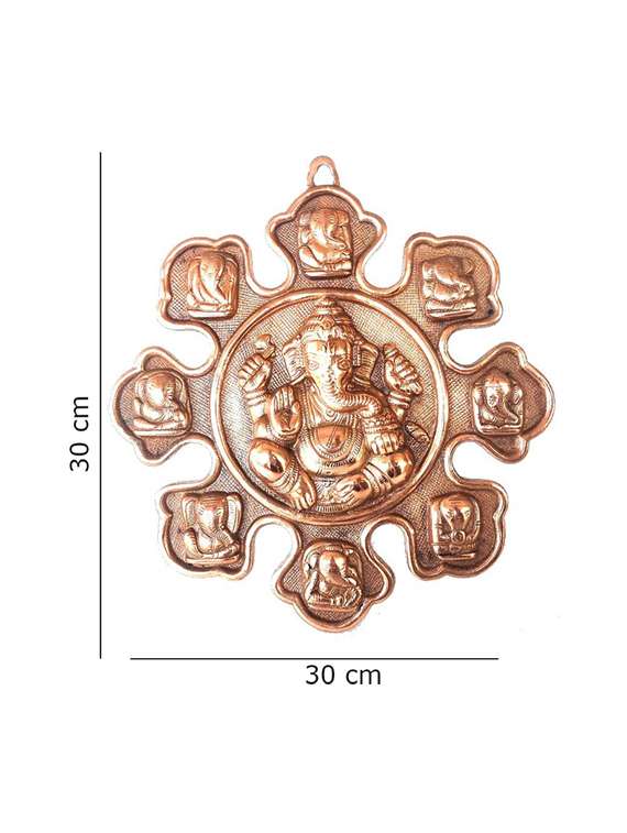 religious idol & figurine - 19132439 - Standard Image - 3