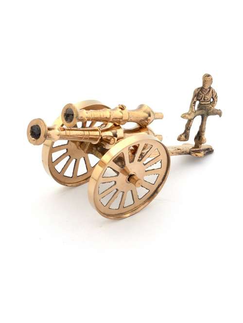 patriotic showpiece - 19132549 -  Standard Image - 0