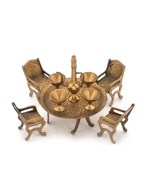 handicraft & artifact showpiece - 19132574 -  Standard Image - 0