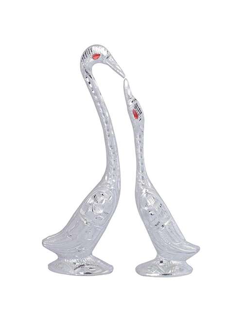 handicraft & artifact showpiece - 19132751 -  Standard Image - 0