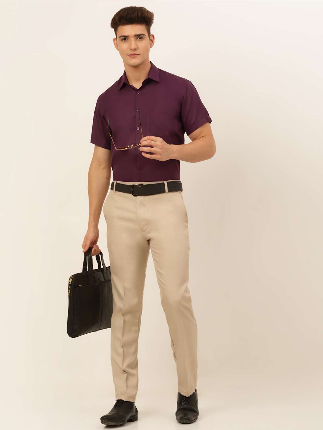 mens solids formal shirt - 19144548 - Standard Image - 3