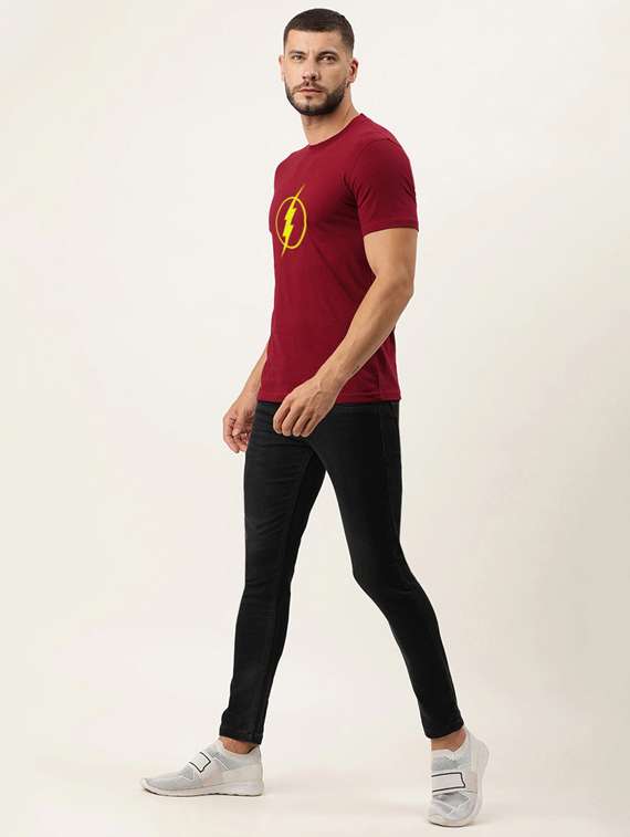 men round neck chest printed t-shirt - 19147094 -  Standard Image - 3