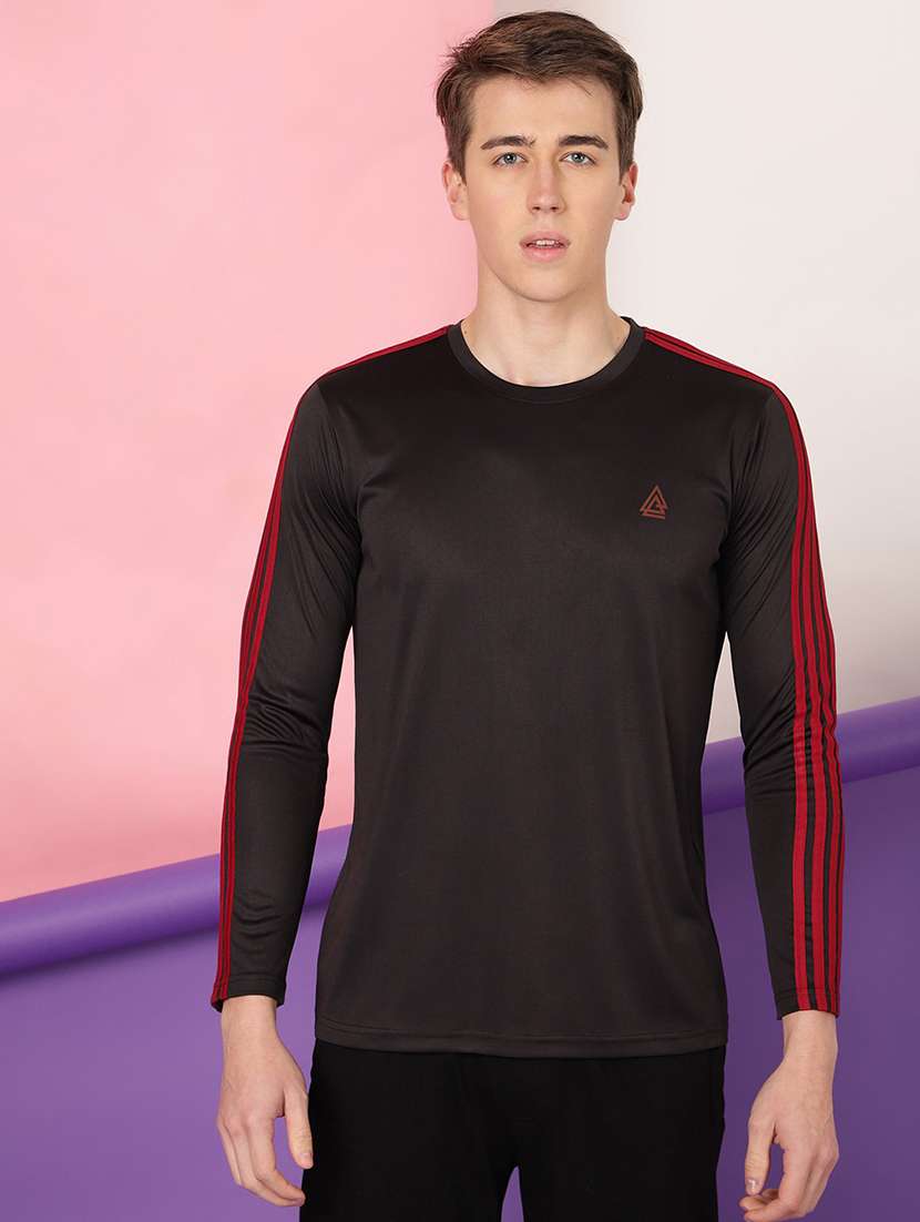 men taped round neck t-shirt