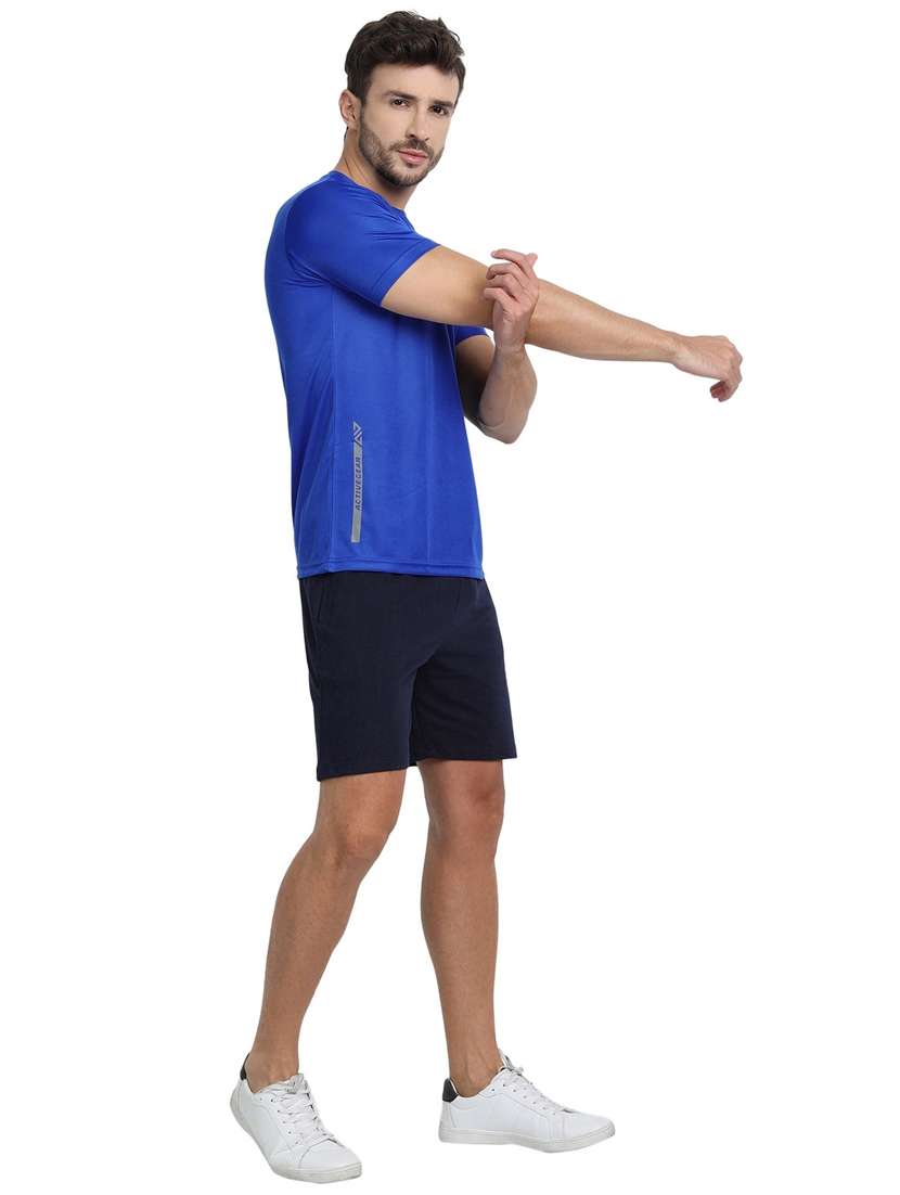 men round neck solid regular t-shirt - 19156772 -  Standard Image - 3