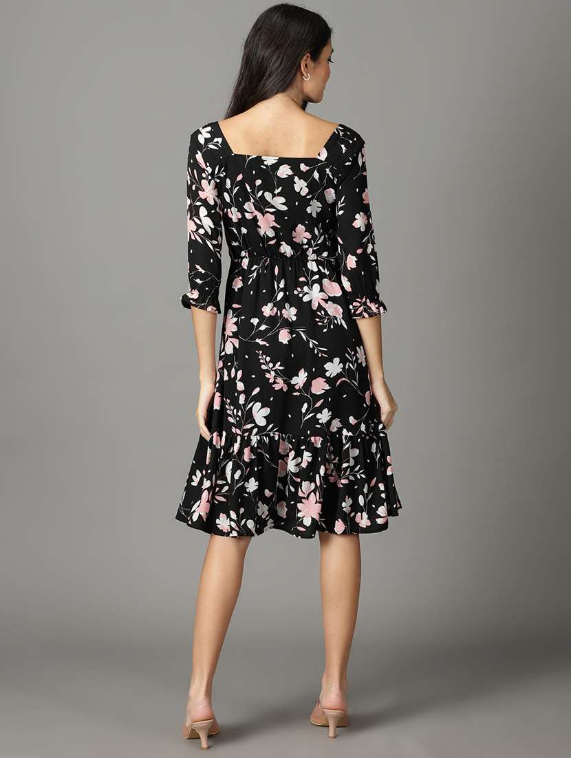 women's tiered dress floral dress - 19159769 -  Standard Image - 3
