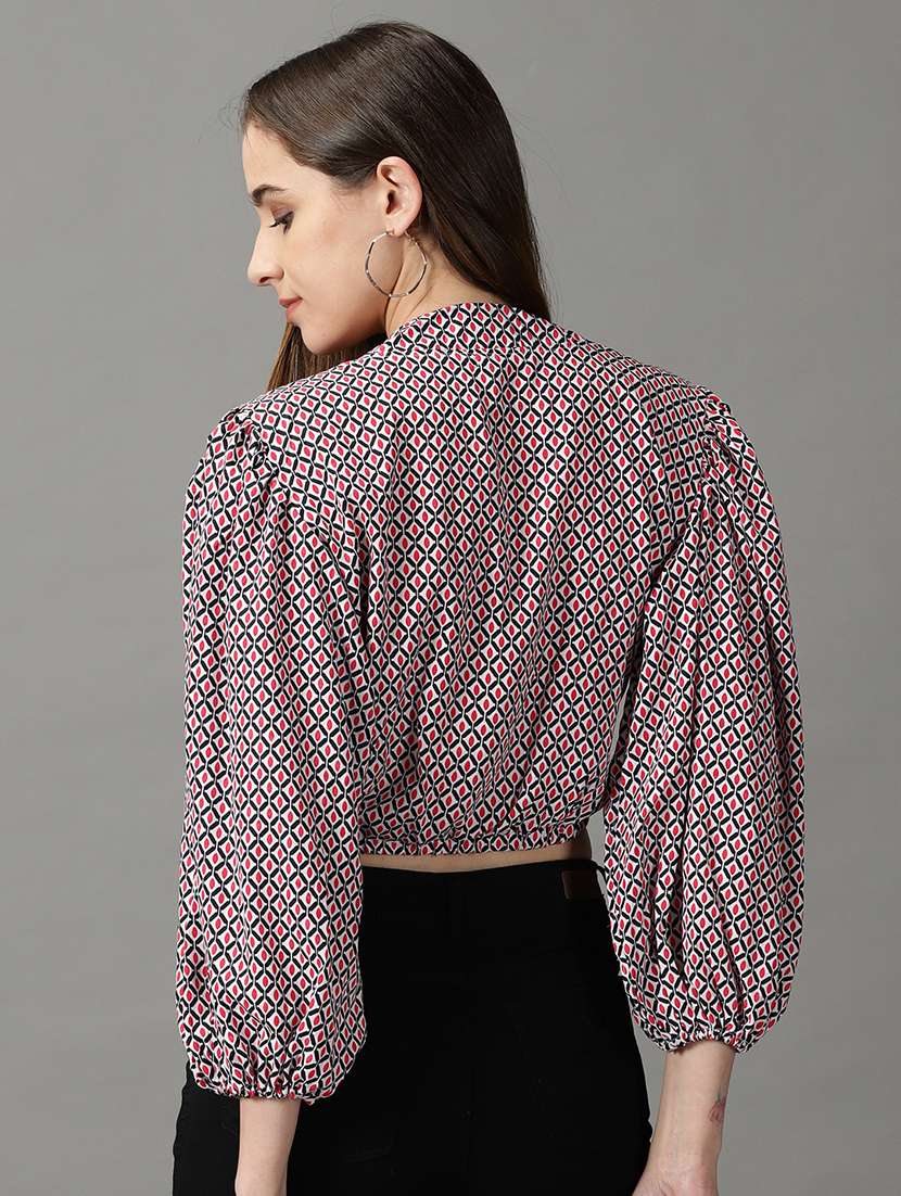 women's crop v neck top - 19159886 - Standard Image - 3