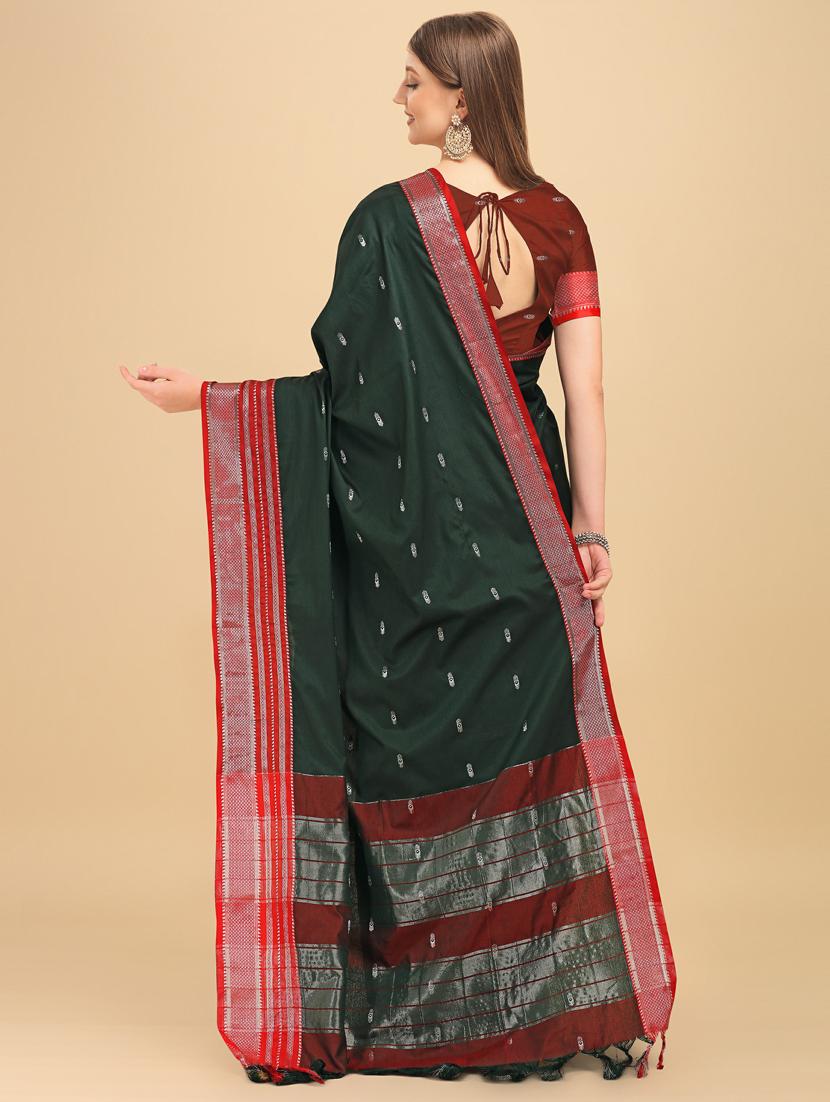 green silk banarasi saree with blouse - 19161284 - Standard Image - 3