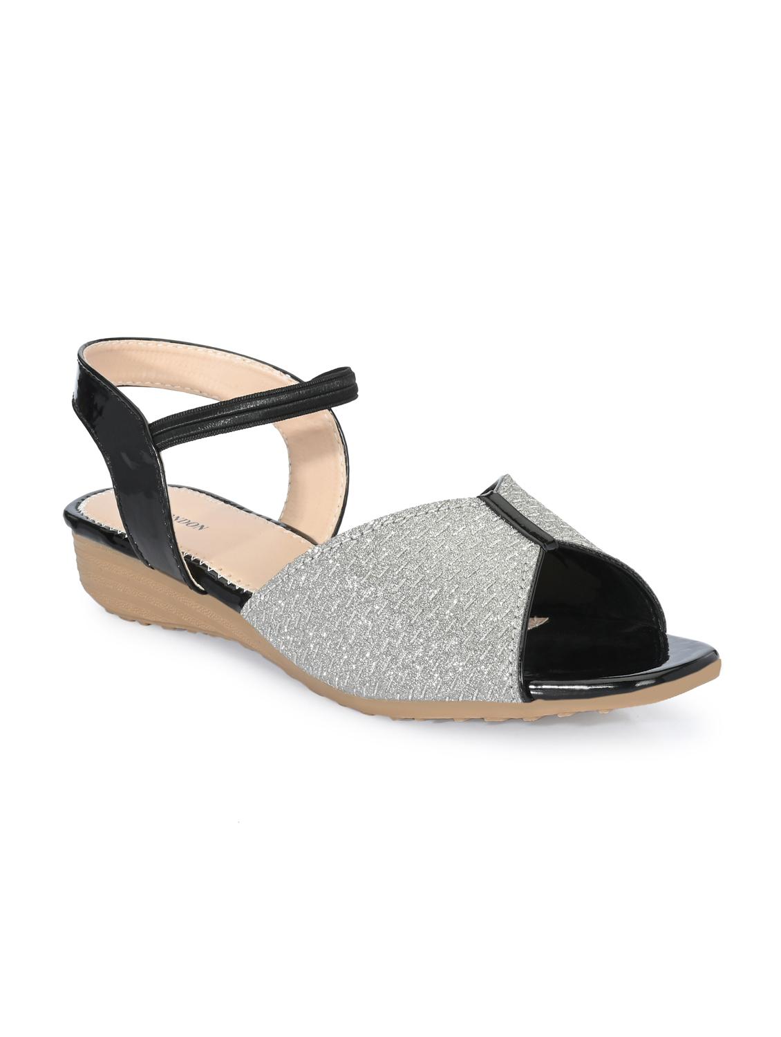 women solid back strap sandal - 19172138 -  Zoom Image - 0