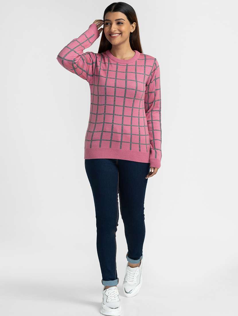 round neck checkered pullover - 19172928 -  Standard Image - 3