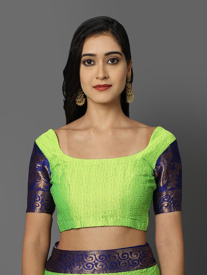 self design green saree with blouse - 19175977 - Standard Image - 3