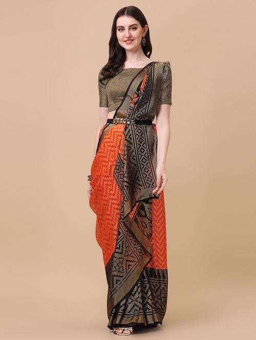 self design woven saree with blouse - 19176356 - Standard Image - 0