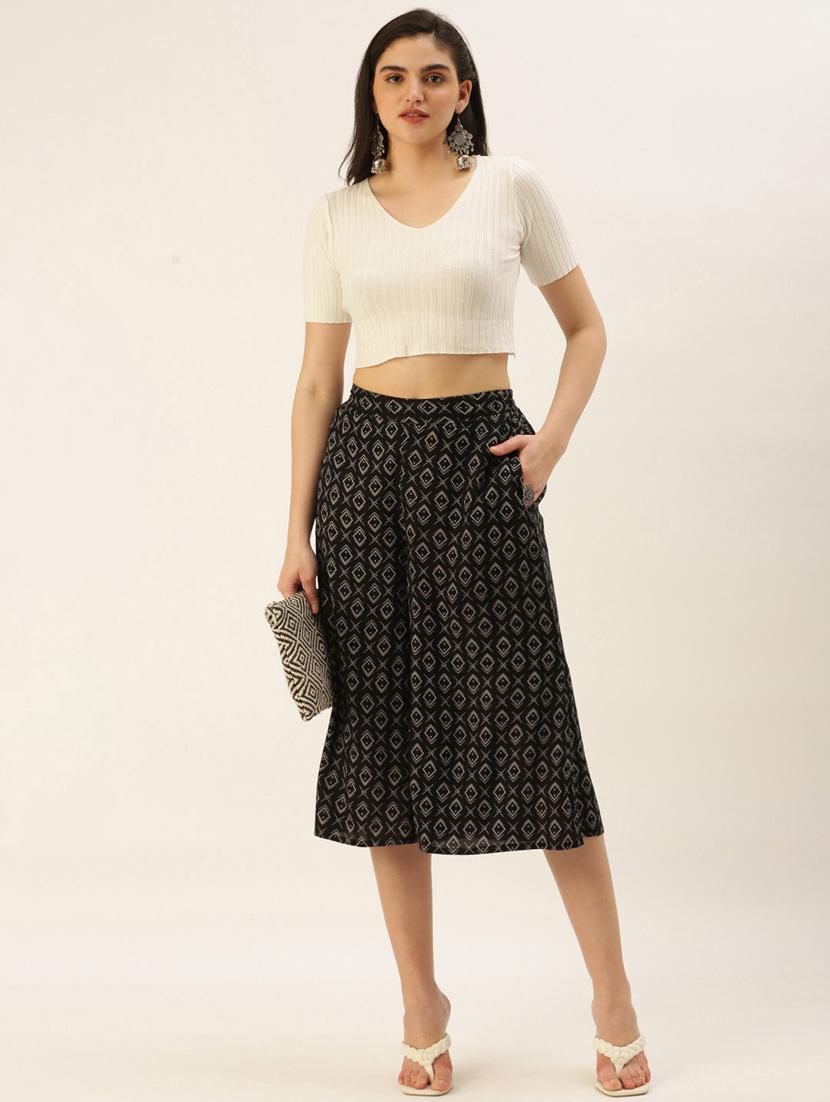 black printed culottes - 19177048 - Standard Image - 3