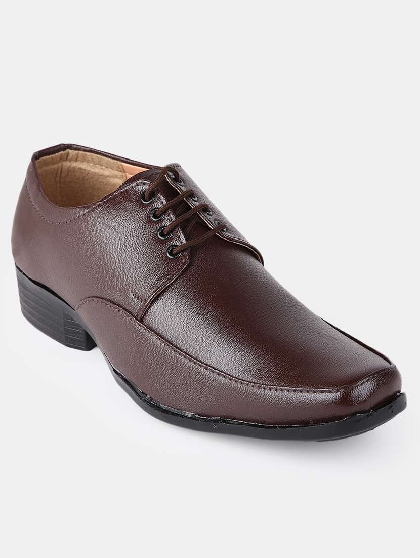 brown synthetic & mesh laceup derbies