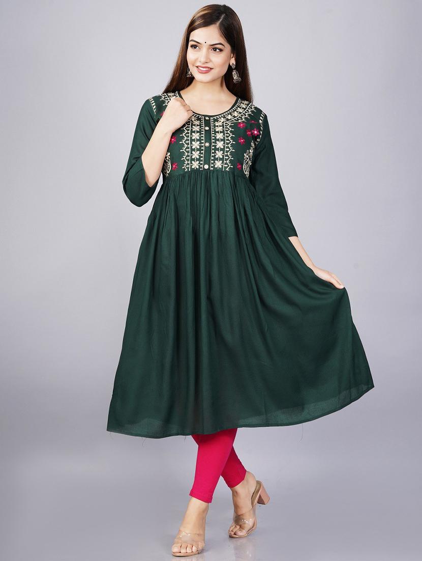 green embroidered flared kurta - 19180810 - Standard Image - 3
