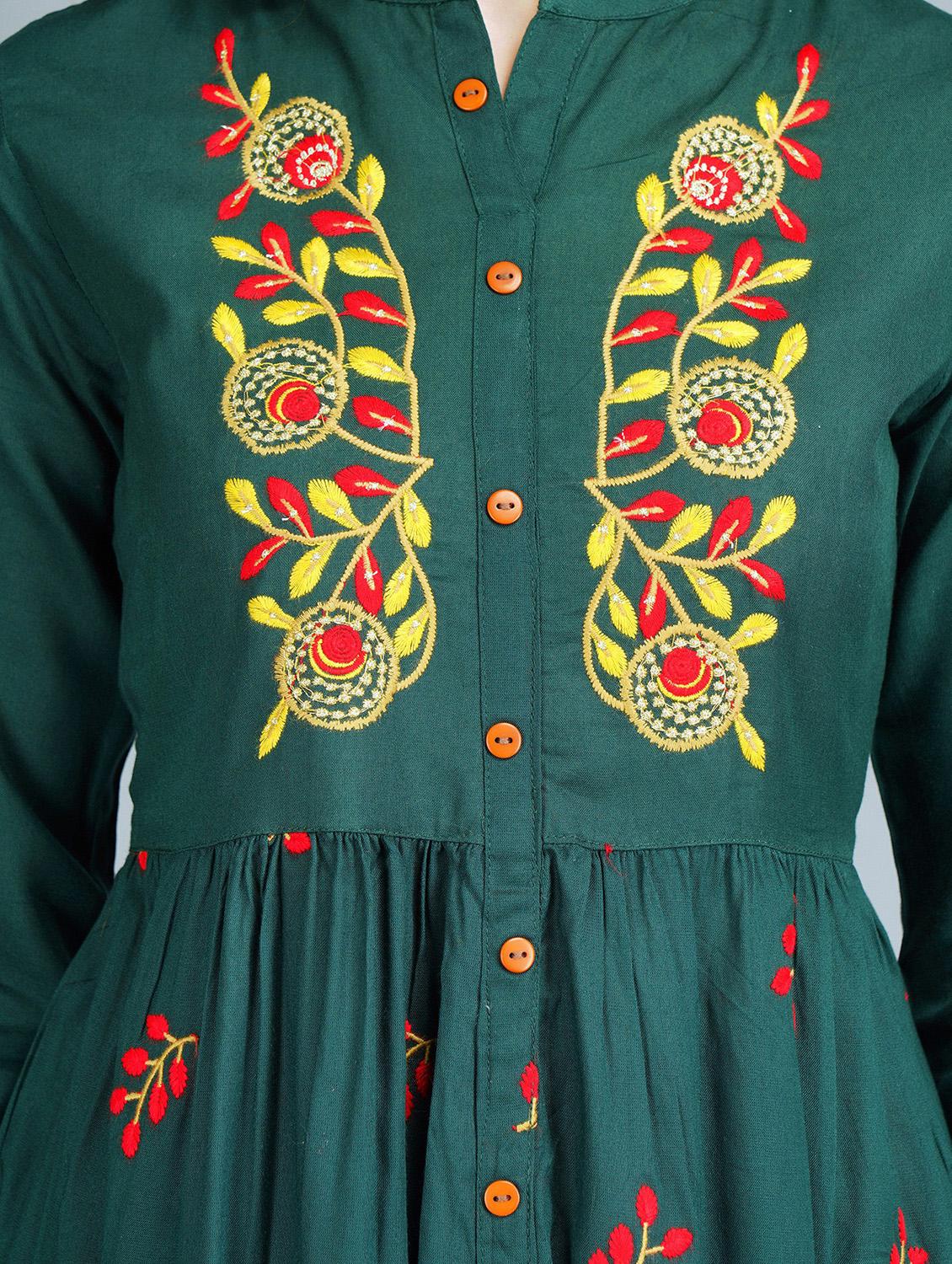 embroidered flared kurta - 19183010 - Standard Image - 3