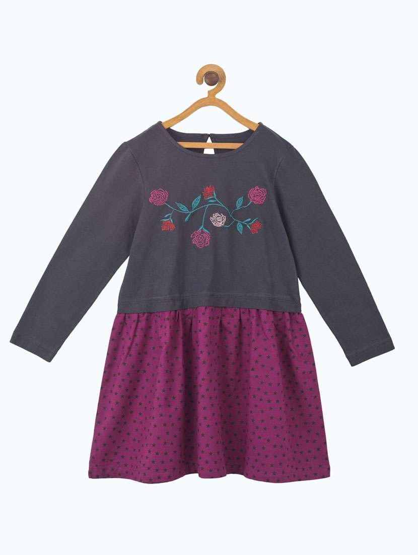 girls round neck long sleeves frock