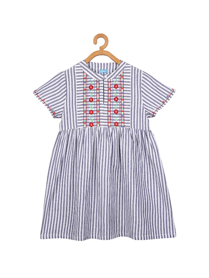 girls v neck short sleeves frock - 19185843 - Zoom Image - 0