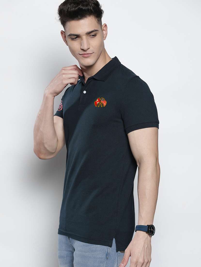 blue solid polo t-shirt