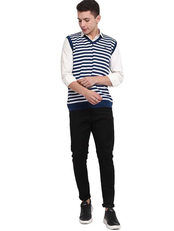 v-neck striped pullover - 19197604 -  Standard Image - 3