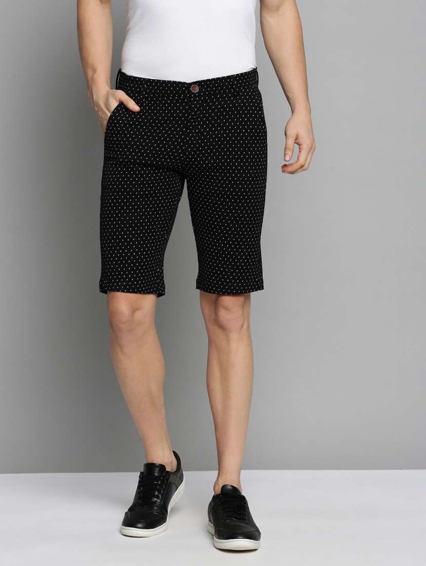men printed mid rise chinos bermuda shorts