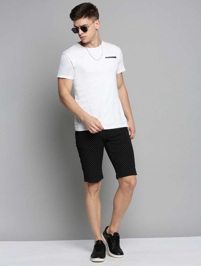 men printed mid rise chinos bermuda shorts - 19207571 -  Standard Image - 3