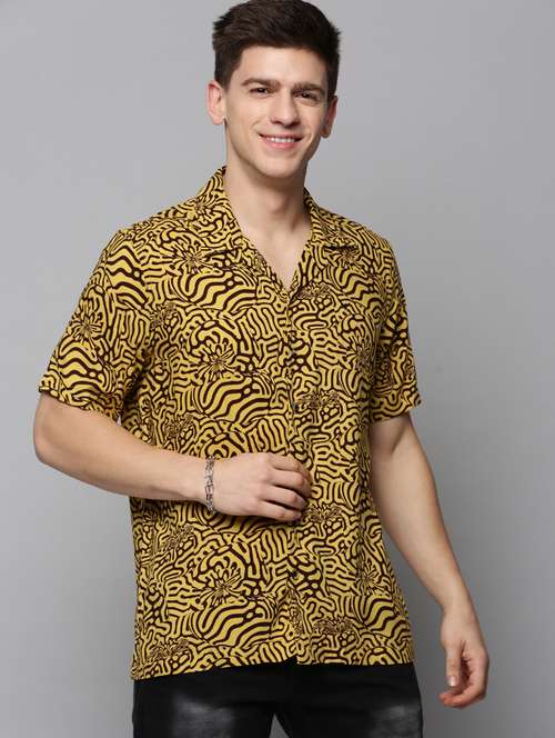 mens printed casual shirt - 19208187 - Standard Image - 0