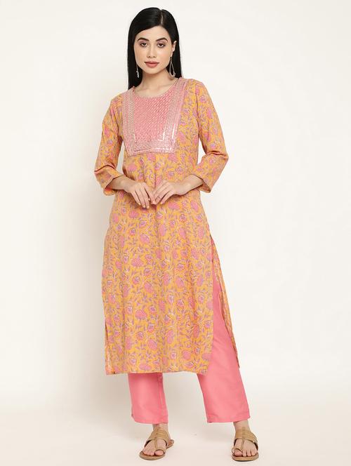 three quarter sleeve kurta pant set - 19264574 - Standard Image - 0