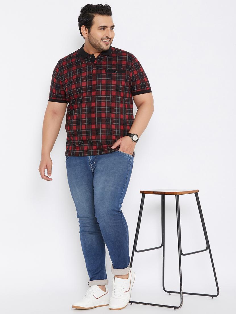 maroon checkered t-shirt - 19286521 - Standard Image - 3