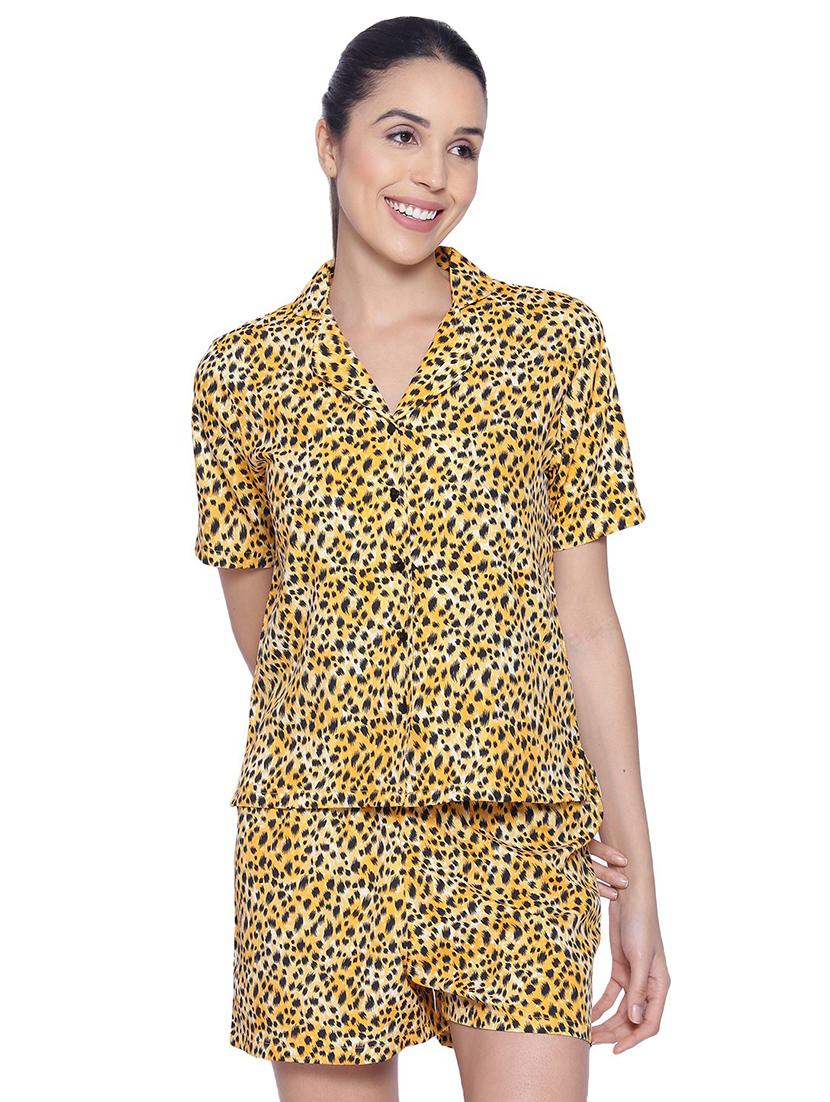 women printed shorts night suit set