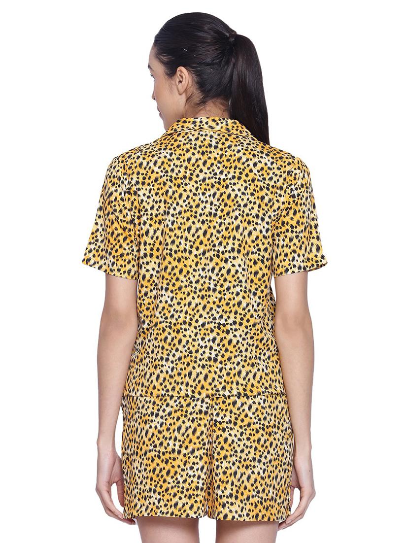 women printed shorts night suit set - 19293967 - Standard Image - 3