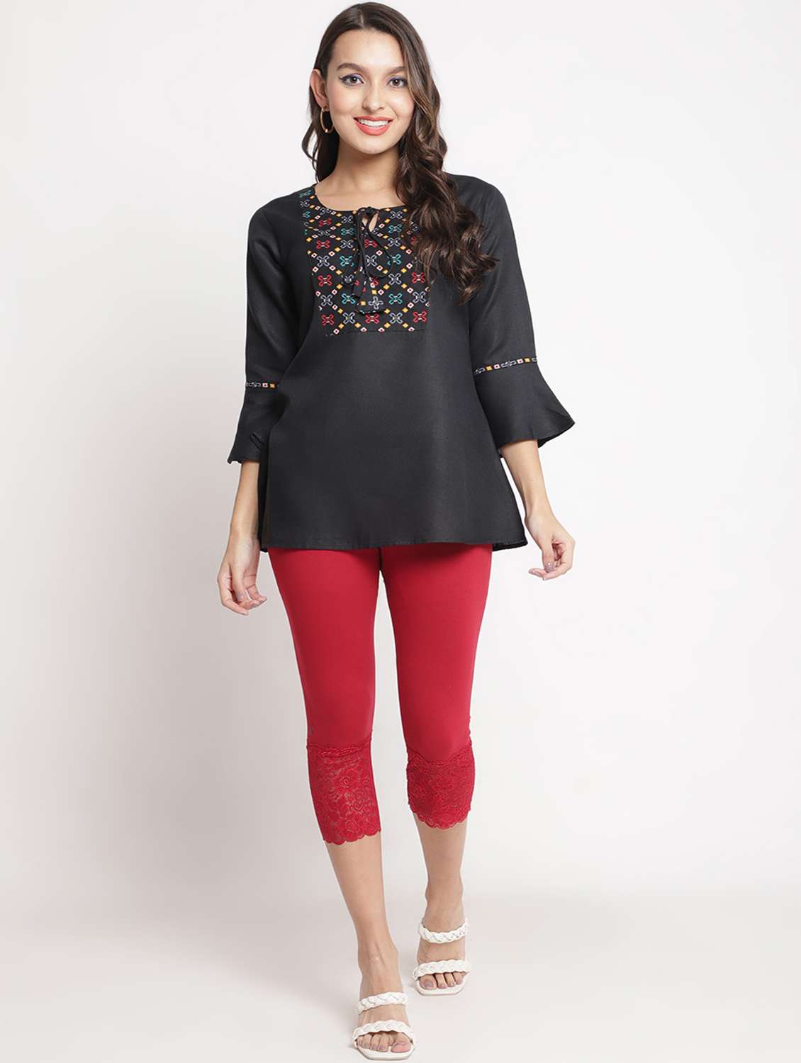 red solid leggings capri - 19295518 - Standard Image - 3