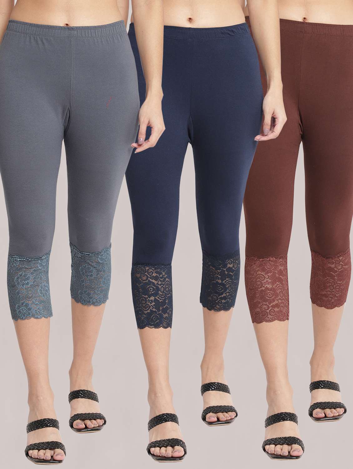 pack of 3 capri leggings - 19295664 - Zoom Image - 0
