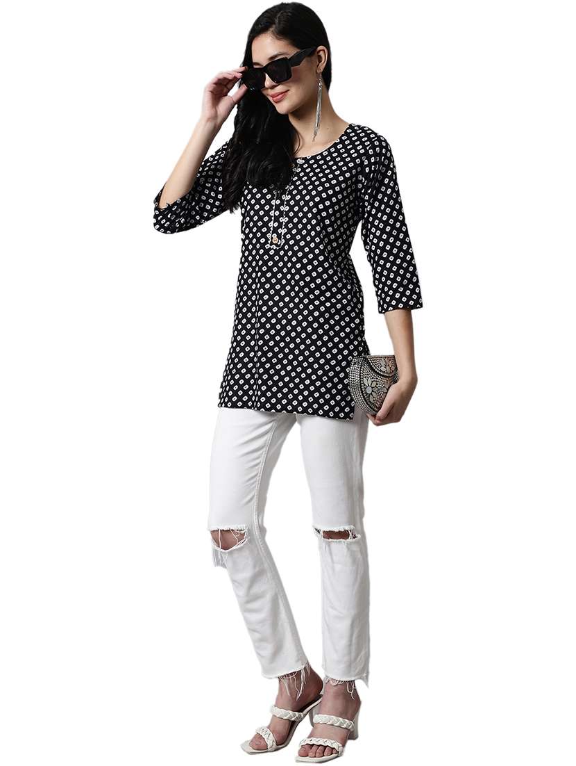 black cotton straight kurti - 19326052 -  Standard Image - 3