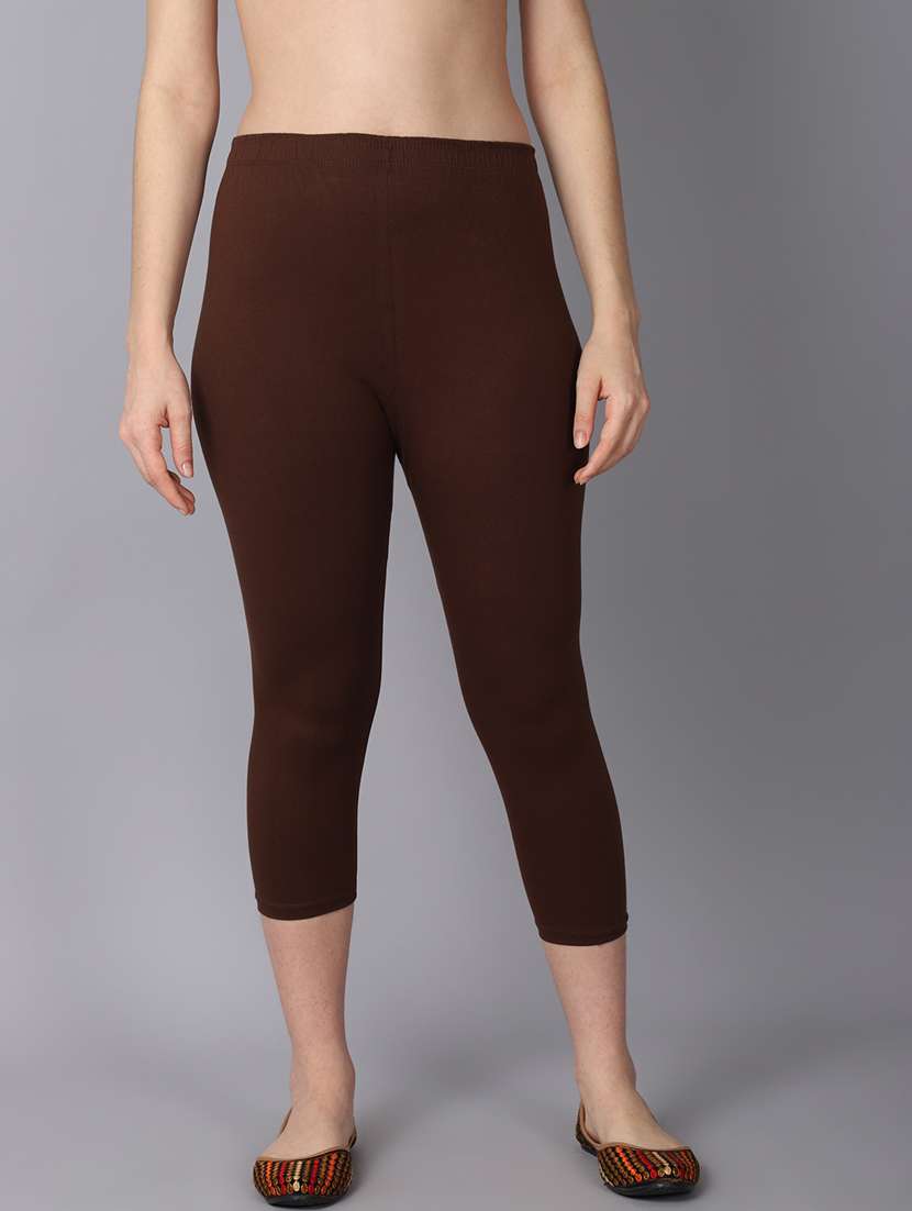 mid rise solid capri leggings - 19326143 - Zoom Image - 0