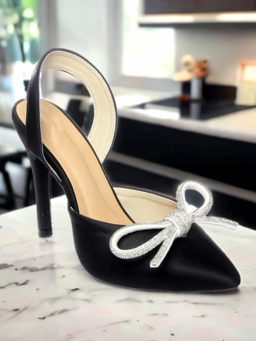 Zara Slingback Kitten Heel Shoes | Kitten heel shoes, Heels, Fashion shoes