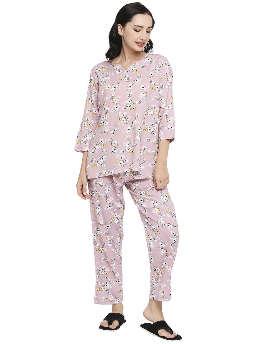 women printed night suit set