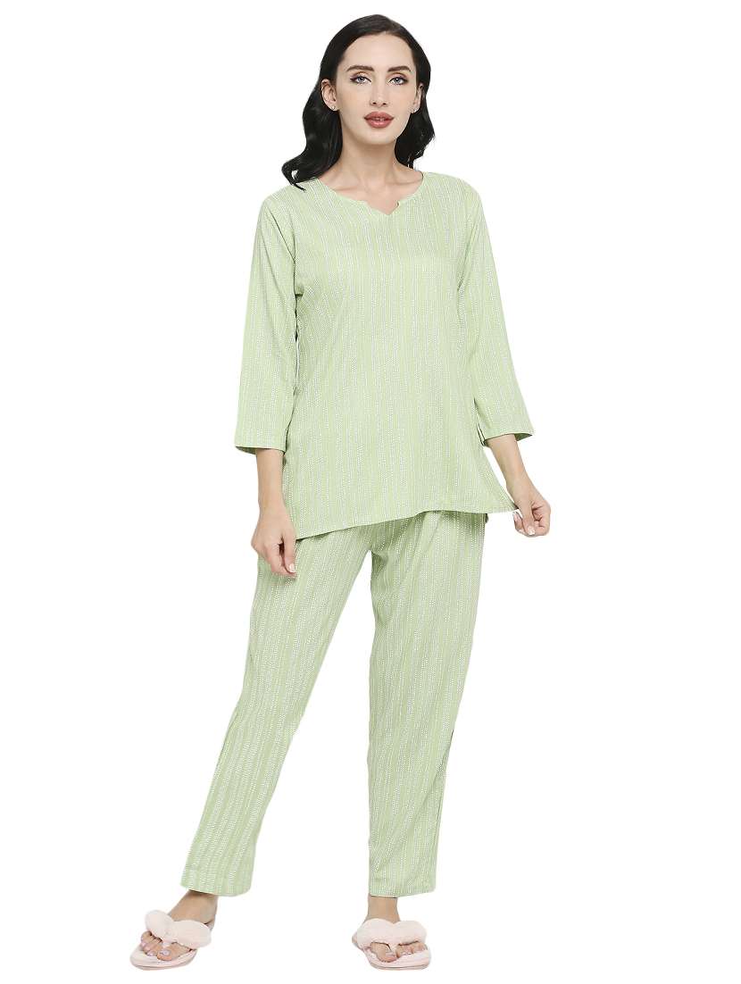 women printed night suit set